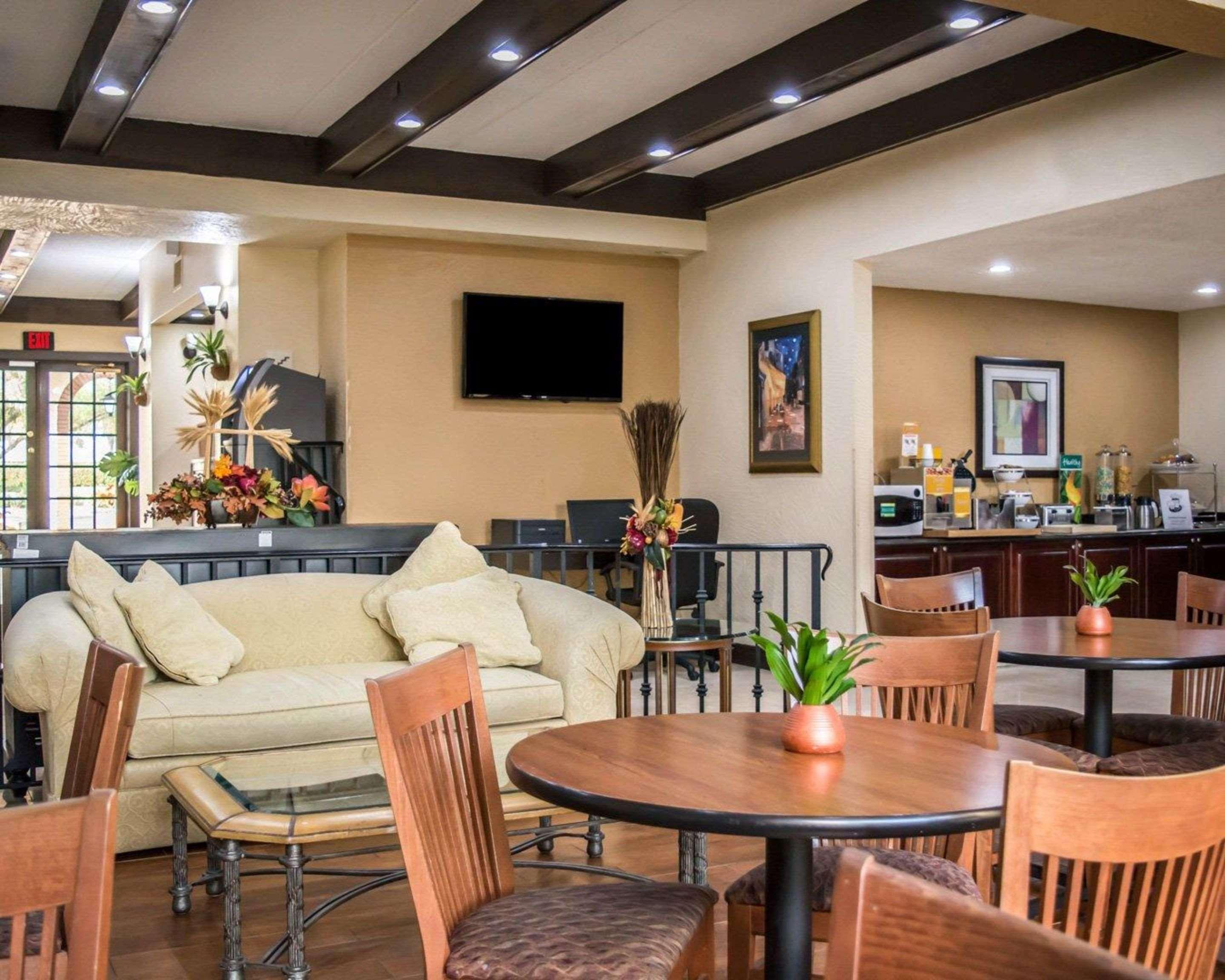מלון Mango Clarion Pointe Tampa-Brandon Near Fairgrounds And Casino מראה חיצוני תמונה