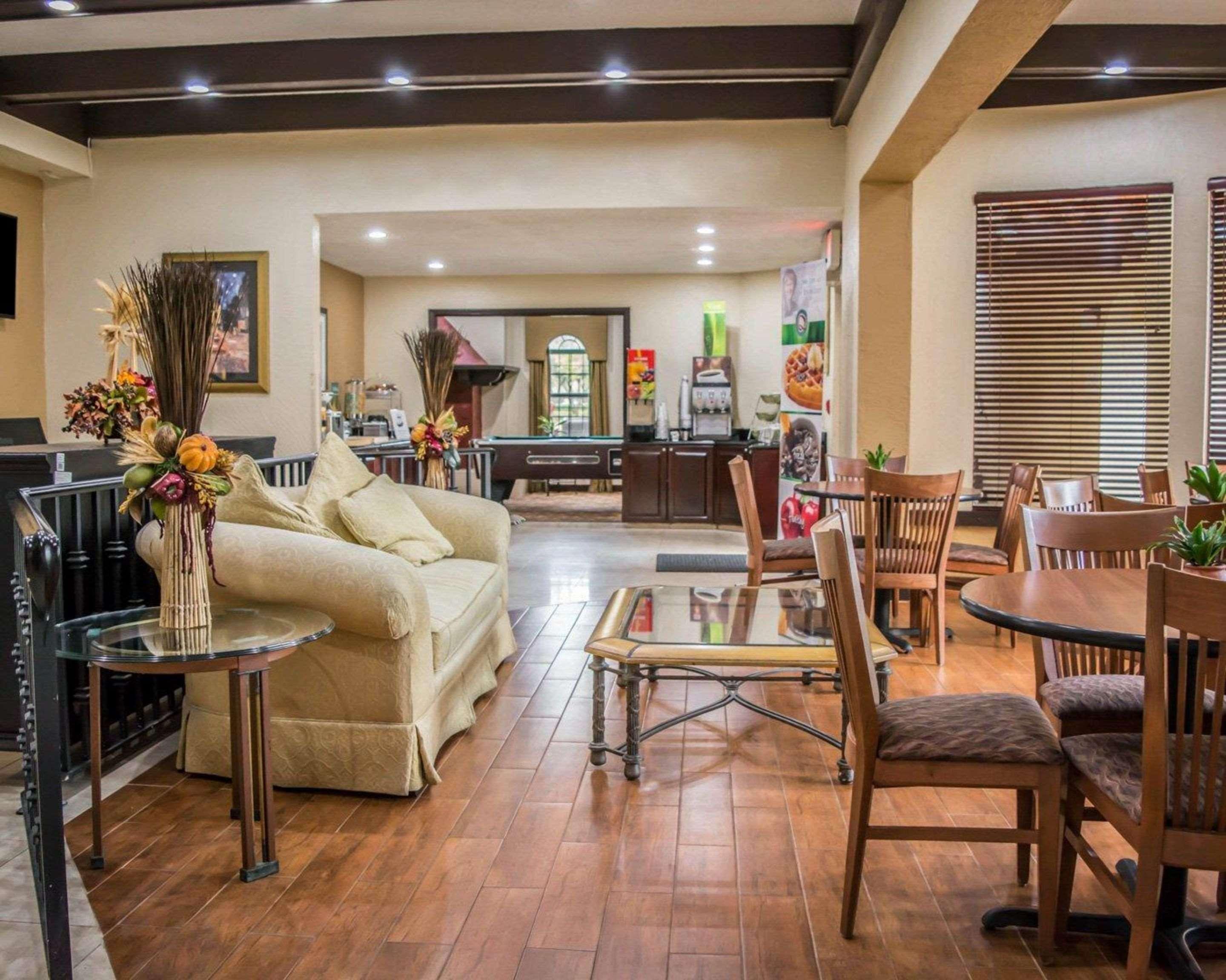 מלון Mango Clarion Pointe Tampa-Brandon Near Fairgrounds And Casino מראה חיצוני תמונה