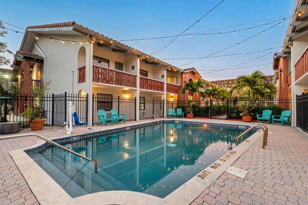 מלון Mango Clarion Pointe Tampa-Brandon Near Fairgrounds And Casino מראה חיצוני תמונה
