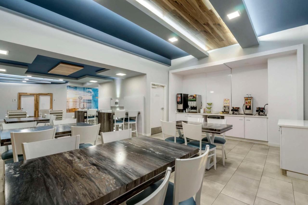 מלון Mango Clarion Pointe Tampa-Brandon Near Fairgrounds And Casino מראה חיצוני תמונה