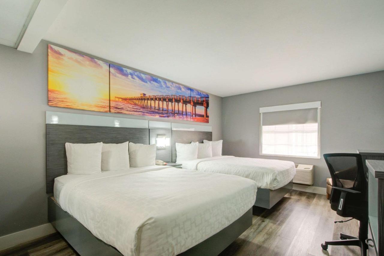 מלון Mango Clarion Pointe Tampa-Brandon Near Fairgrounds And Casino מראה חיצוני תמונה